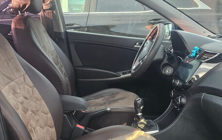 Hyundai Solaris II рестайлинг, 2016 год, 986 000 рублей, 5 фотография