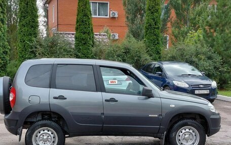 Chevrolet Niva I рестайлинг, 2017 год, 560 000 рублей, 10 фотография