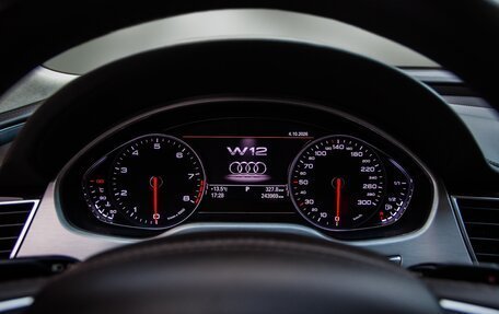 Audi A8, 2011 год, 3 600 000 рублей, 16 фотография