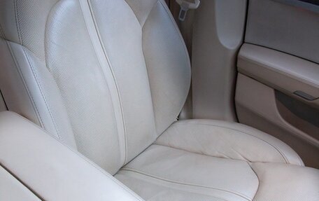 Audi A8, 2011 год, 3 600 000 рублей, 23 фотография