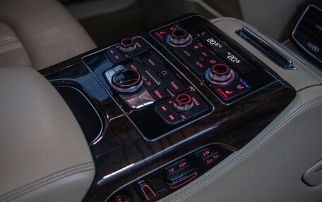 Audi A8, 2011 год, 3 600 000 рублей, 14 фотография