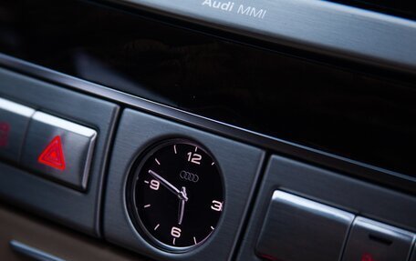 Audi A8, 2011 год, 3 600 000 рублей, 13 фотография