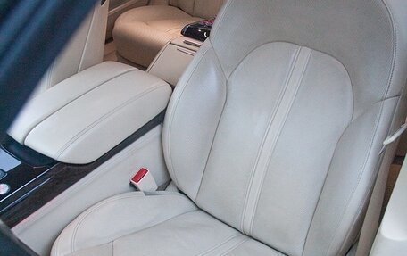 Audi A8, 2011 год, 3 600 000 рублей, 22 фотография