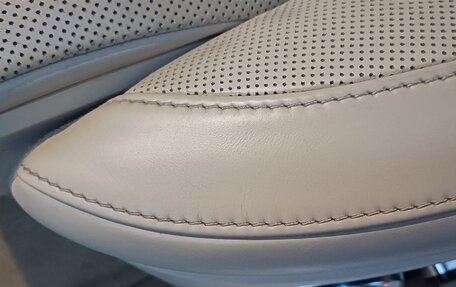 Audi A8, 2011 год, 3 600 000 рублей, 28 фотография