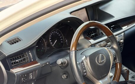Lexus ES VII, 2014 год, 2 300 000 рублей, 14 фотография