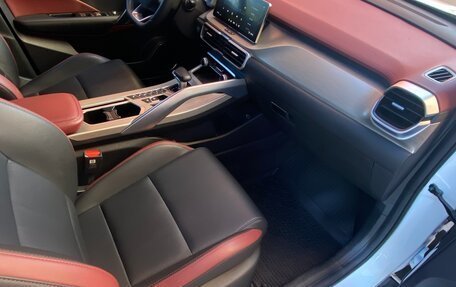 Geely Coolray I, 2023 год, 1 990 000 рублей, 9 фотография