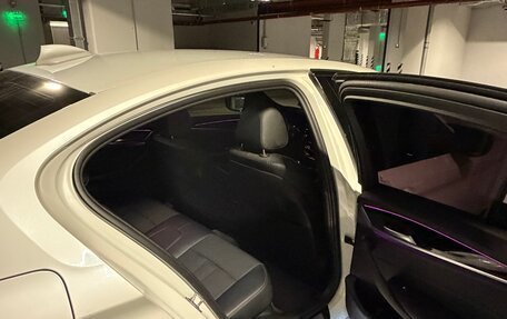 BMW 5 серия, 2017 год, 3 099 999 рублей, 10 фотография