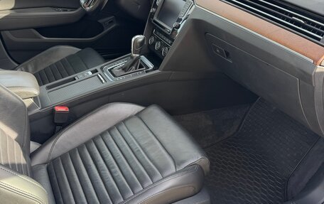 Volkswagen Passat B8 рестайлинг, 2016 год, 2 000 000 рублей, 12 фотография