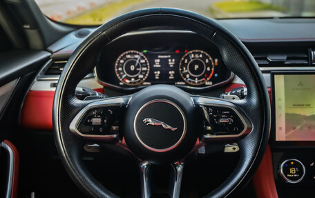Jaguar F-Pace, 2021 год, 5 530 000 рублей, 16 фотография