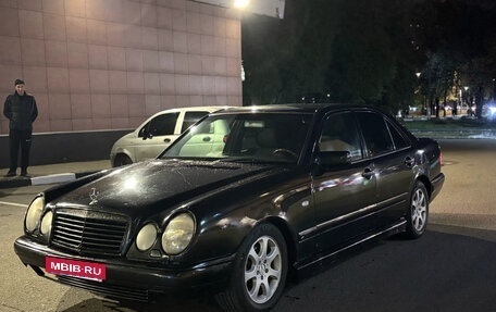 Mercedes-Benz E-Класс, 1998 год, 199 000 рублей, 1 фотография