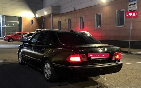 Mercedes-Benz E-Класс, 1998 год, 199 000 рублей, 3 фотография