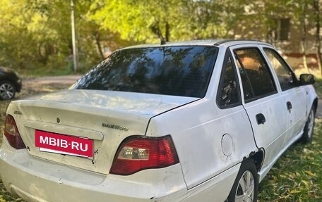 Daewoo Nexia I рестайлинг, 2010 год, 70 000 рублей, 5 фотография
