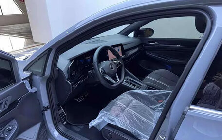Volkswagen Golf VIII, 2023 год, 1 590 000 рублей, 10 фотография