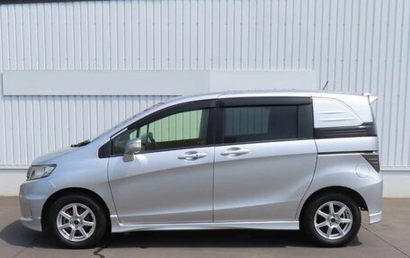 Honda Freed I, 2014 год, 865 000 рублей, 3 фотография