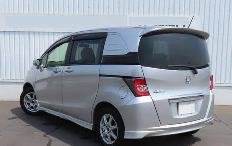 Honda Freed I, 2014 год, 865 000 рублей, 4 фотография