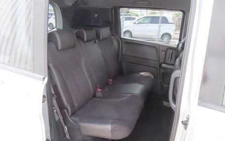 Honda Freed I, 2014 год, 865 000 рублей, 22 фотография