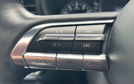 Mazda 3, 2023 год, 1 320 000 рублей, 12 фотография