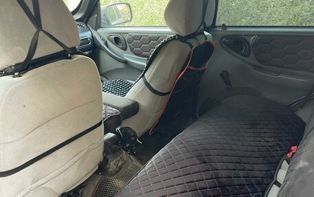 Chevrolet Niva I рестайлинг, 2003 год, 330 000 рублей, 6 фотография