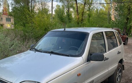 Chevrolet Niva I рестайлинг, 2003 год, 330 000 рублей, 3 фотография
