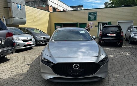 Mazda 3, 2021 год, 1 650 000 рублей, 2 фотография