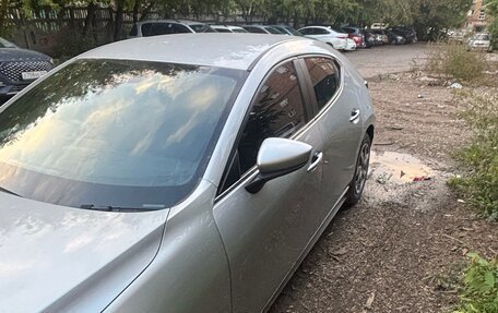 Mazda 3, 2021 год, 1 650 000 рублей, 9 фотография
