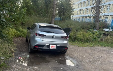 Mazda 3, 2021 год, 1 650 000 рублей, 3 фотография