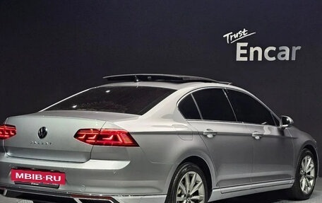 Volkswagen Passat B8 рестайлинг, 2022 год, 2 100 000 рублей, 2 фотография