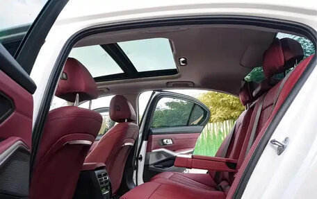 BMW 3 серия, 2023 год, 3 000 606 рублей, 21 фотография