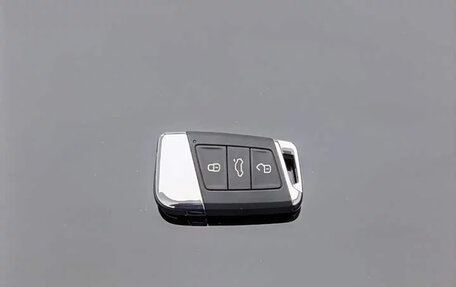 Volkswagen Passat, 2025 год, 1 800 000 рублей, 15 фотография
