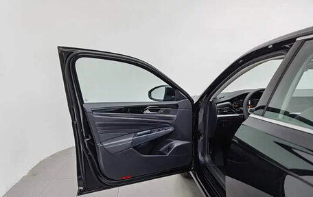 Volkswagen Passat, 2025 год, 1 800 000 рублей, 17 фотография