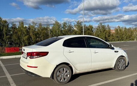 KIA Rio III рестайлинг, 2015 год, 1 000 000 рублей, 6 фотография