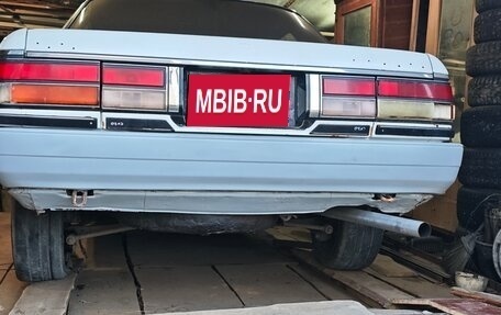 Toyota Vista, 1986 год, 250 000 рублей, 2 фотография
