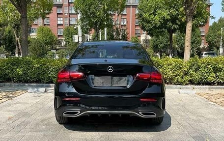Mercedes-Benz A-Класс, 2023 год, 1 900 000 рублей, 6 фотография