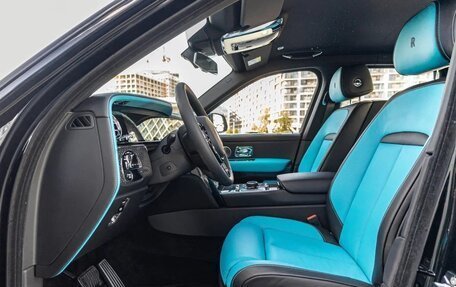 Rolls-Royce Cullinan, 2025 год, 59 990 000 рублей, 11 фотография