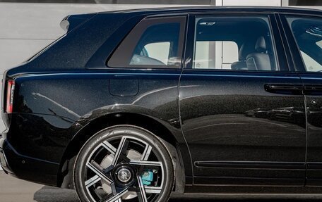 Rolls-Royce Cullinan, 2025 год, 59 990 000 рублей, 7 фотография
