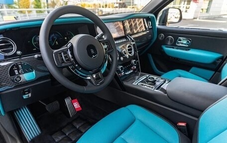 Rolls-Royce Cullinan, 2025 год, 59 990 000 рублей, 13 фотография
