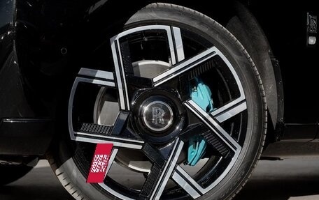 Rolls-Royce Cullinan, 2025 год, 59 990 000 рублей, 8 фотография