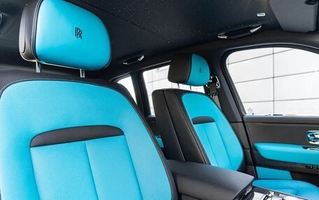 Rolls-Royce Cullinan, 2025 год, 59 990 000 рублей, 21 фотография