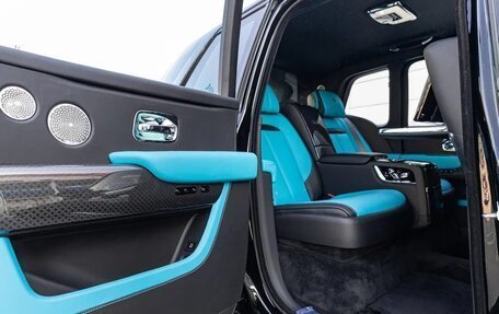 Rolls-Royce Cullinan, 2025 год, 59 990 000 рублей, 30 фотография
