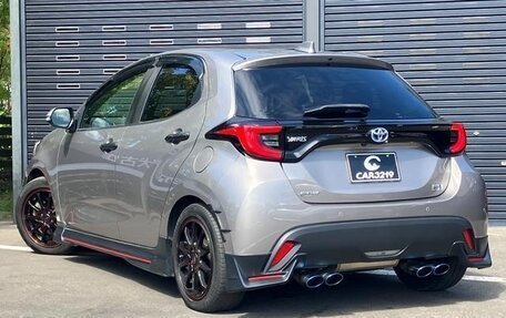 Toyota Yaris, 2023 год, 1 180 000 рублей, 8 фотография