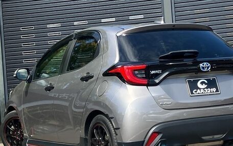 Toyota Yaris, 2023 год, 1 180 000 рублей, 9 фотография