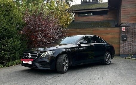 Mercedes-Benz E-Класс, 2018 год, 2 400 000 рублей, 5 фотография