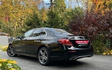 Mercedes-Benz E-Класс, 2018 год, 2 400 000 рублей, 7 фотография