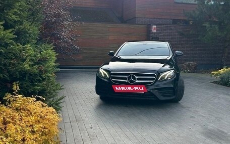 Mercedes-Benz E-Класс, 2018 год, 2 400 000 рублей, 8 фотография