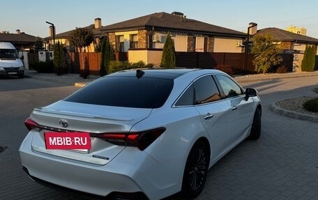Toyota Avalon, 2022 год, 3 200 000 рублей, 2 фотография