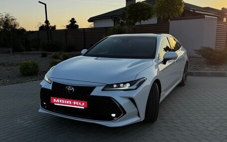 Toyota Avalon, 2022 год, 3 200 000 рублей, 4 фотография