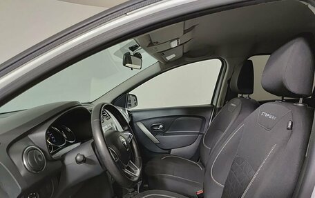 Renault Logan II, 2019 год, 1 350 000 рублей, 20 фотография