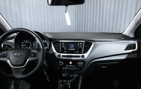 Hyundai Solaris II рестайлинг, 2017 год, 1 160 000 рублей, 15 фотография