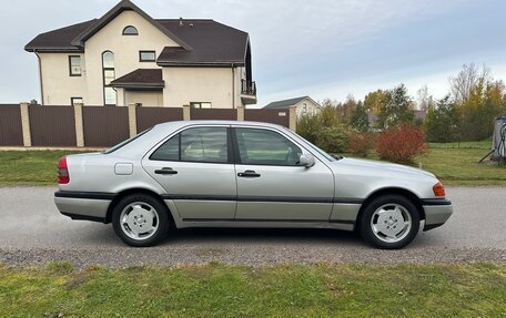 Mercedes-Benz C-Класс, 1995 год, 490 000 рублей, 8 фотография