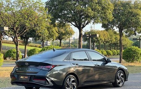Hyundai Elantra, 2023 год, 1 270 000 рублей, 4 фотография